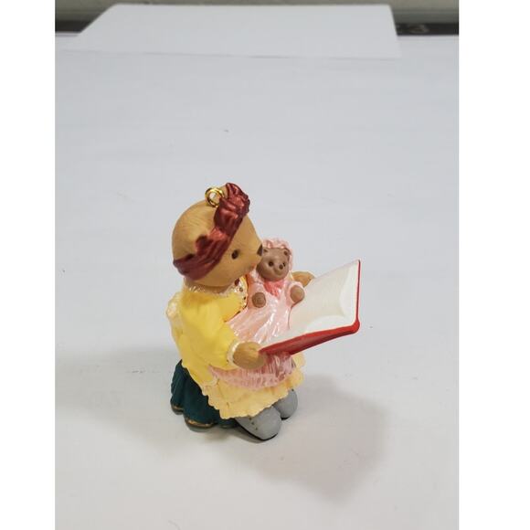 Hallmark Keepsake Ornament The Bearingers Mama Bearinger 1993 Christmas Tree - Picture 3 of 7